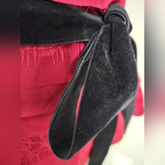 White House Black Market Shirt with Belt - Picture 4 of 5